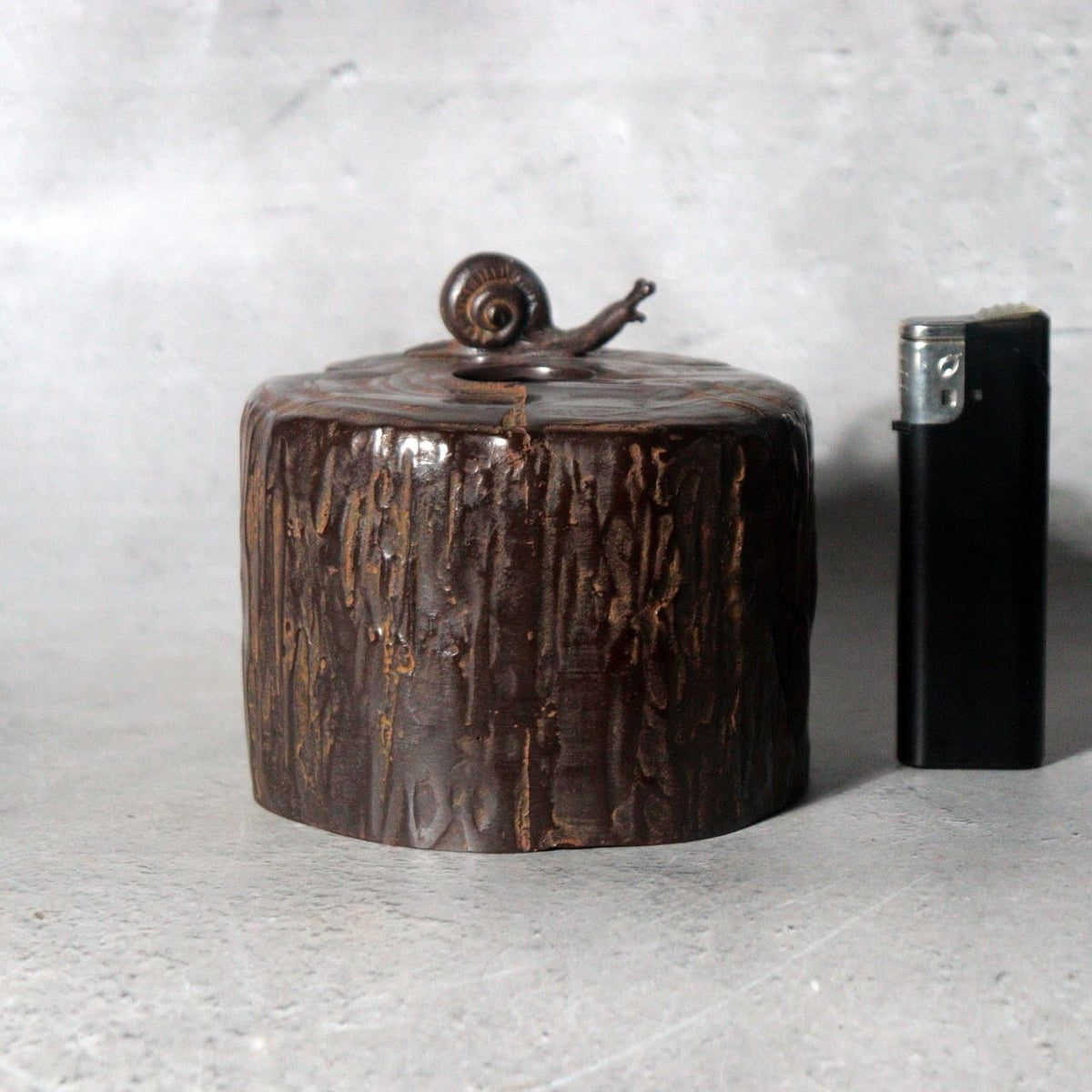 Vintage Japanese Takaoka Cast Bronze Vase Tree Stump Snail Getsuho3