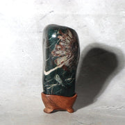 Japanese Suiseki Gifu Kujaku Kikkaseki Chrysanthemum Stone Wooden Base SS2416