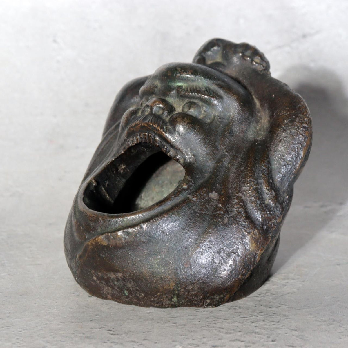 Vintage Japanese Bronze Yawning Daruma Figurine Ashtray Incense Burner Heavy0