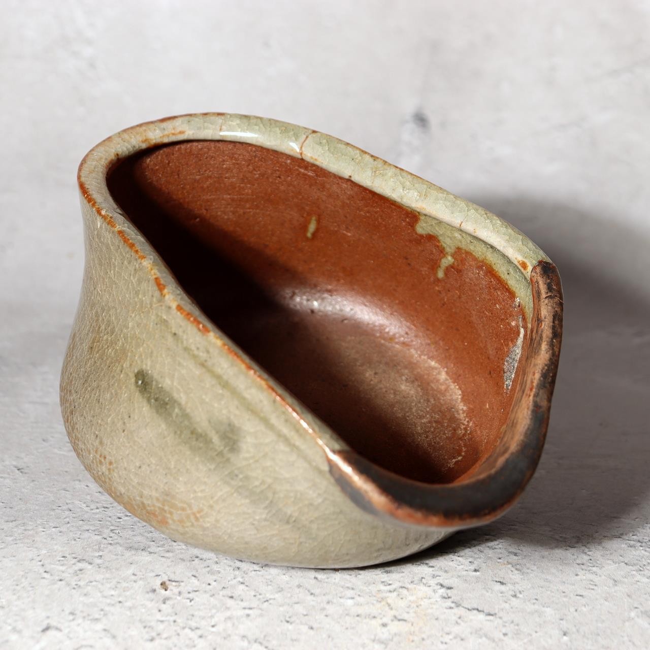 Antique Japanese Karatsu Tea Bowl Chawan Kihara Kiln Distorted Shape Box PCP2779