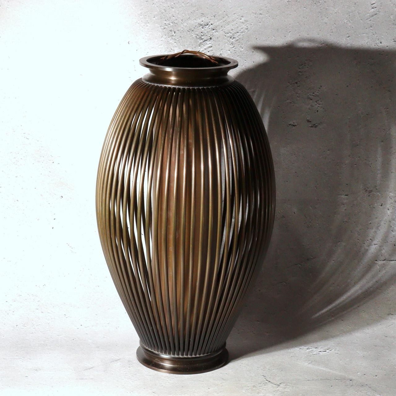 Japanese Vintage Hoyu Cast Bronze Flower Vase Basket Style Ikebana Box 27.5cm1