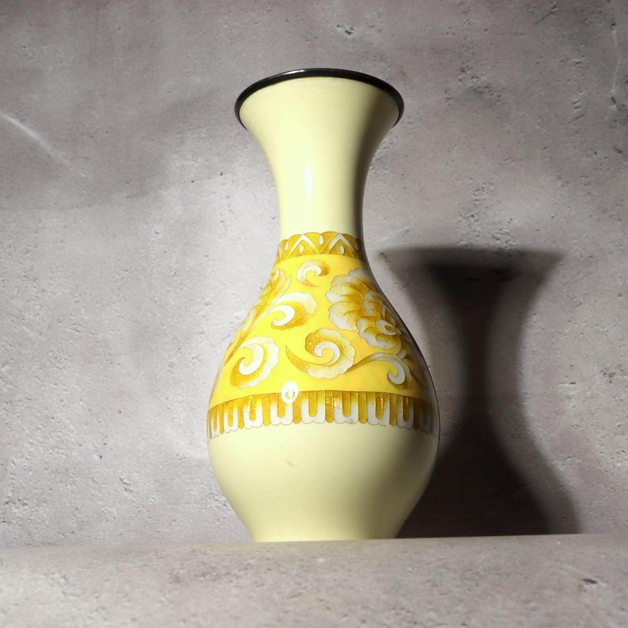 Vintage Japanese Cloisonne Enamel Vase Ota Hiroaki Pure Silver Rim OSV105