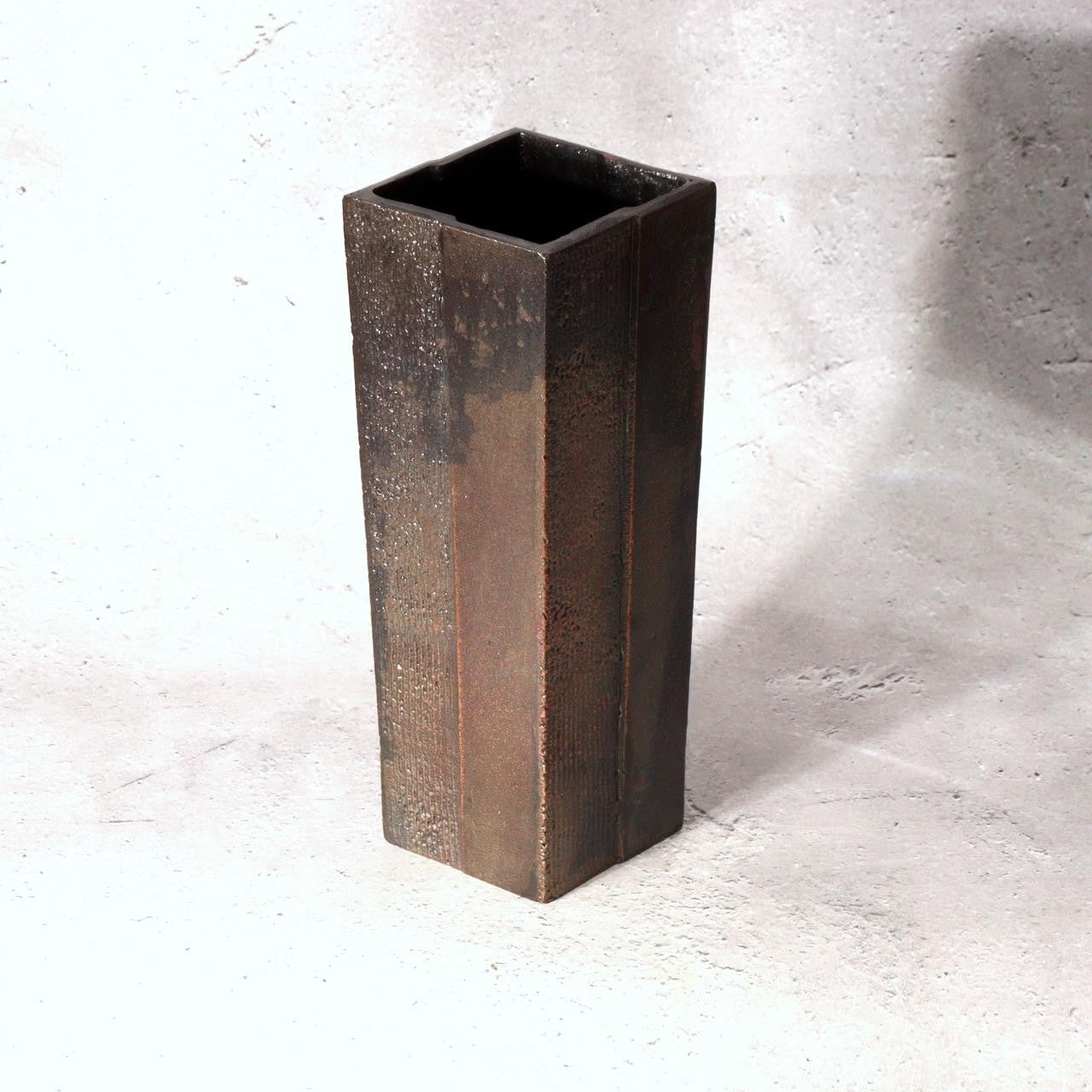 Living National Treasure Keiten Takahashi Iron & Flowing Copper Fusion Vase14
