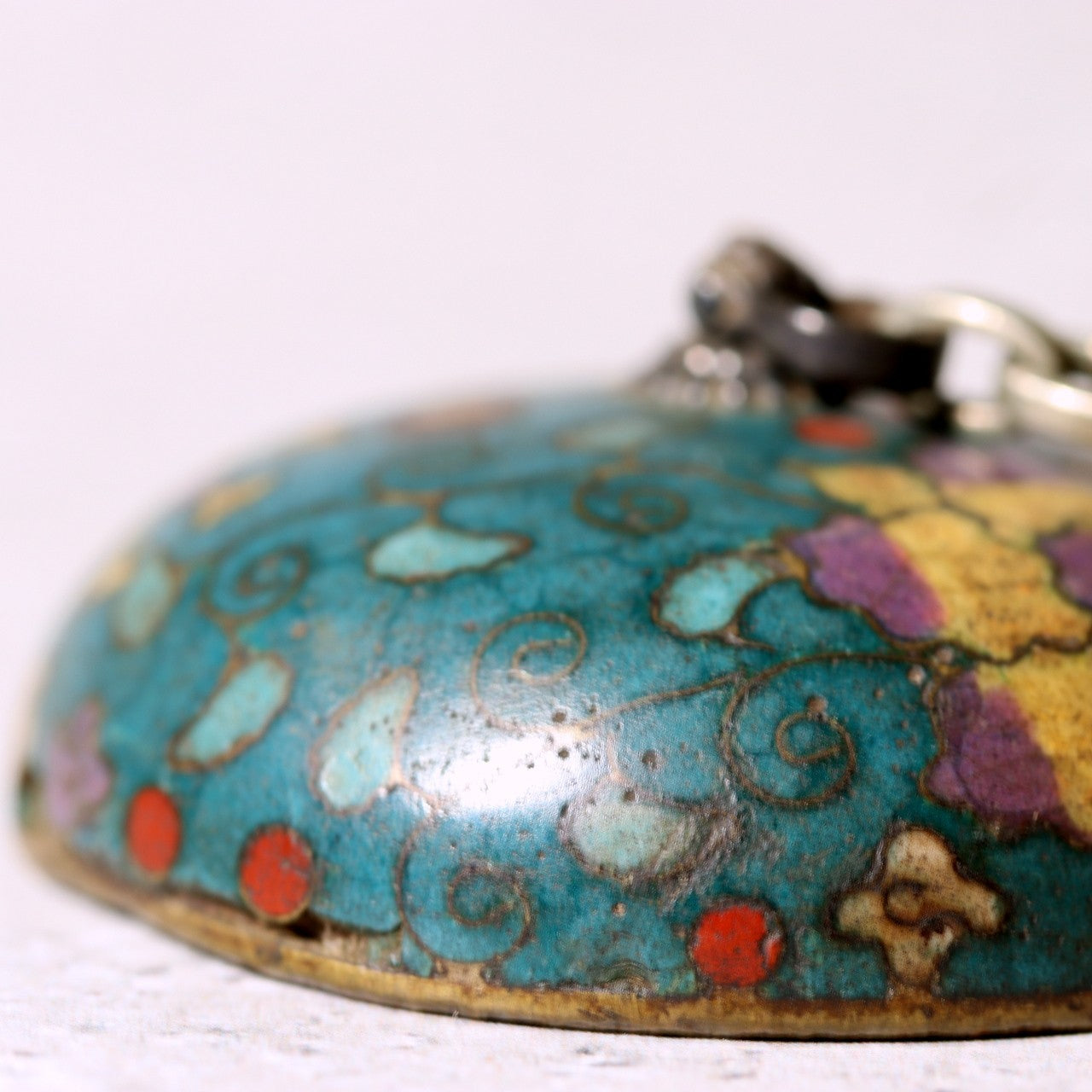 Antique Japanese Cloisonne Enamel Netsuke Sagemono Manju Floral Edo Meiji NW27111