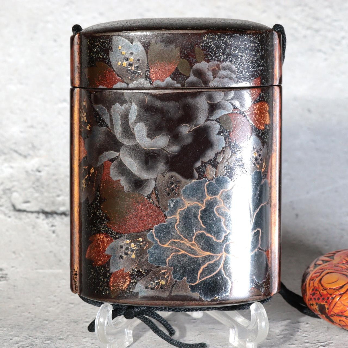 Antique Late Edo Maki-e Inro with Manju Netsuke and Ojime – BOSa753