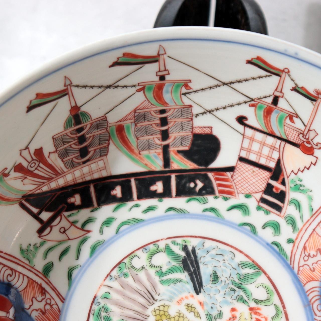 Late Edo Imari Iroe Porcelain Bowl Plate Nanbanjin Foreigners Ships PV31616