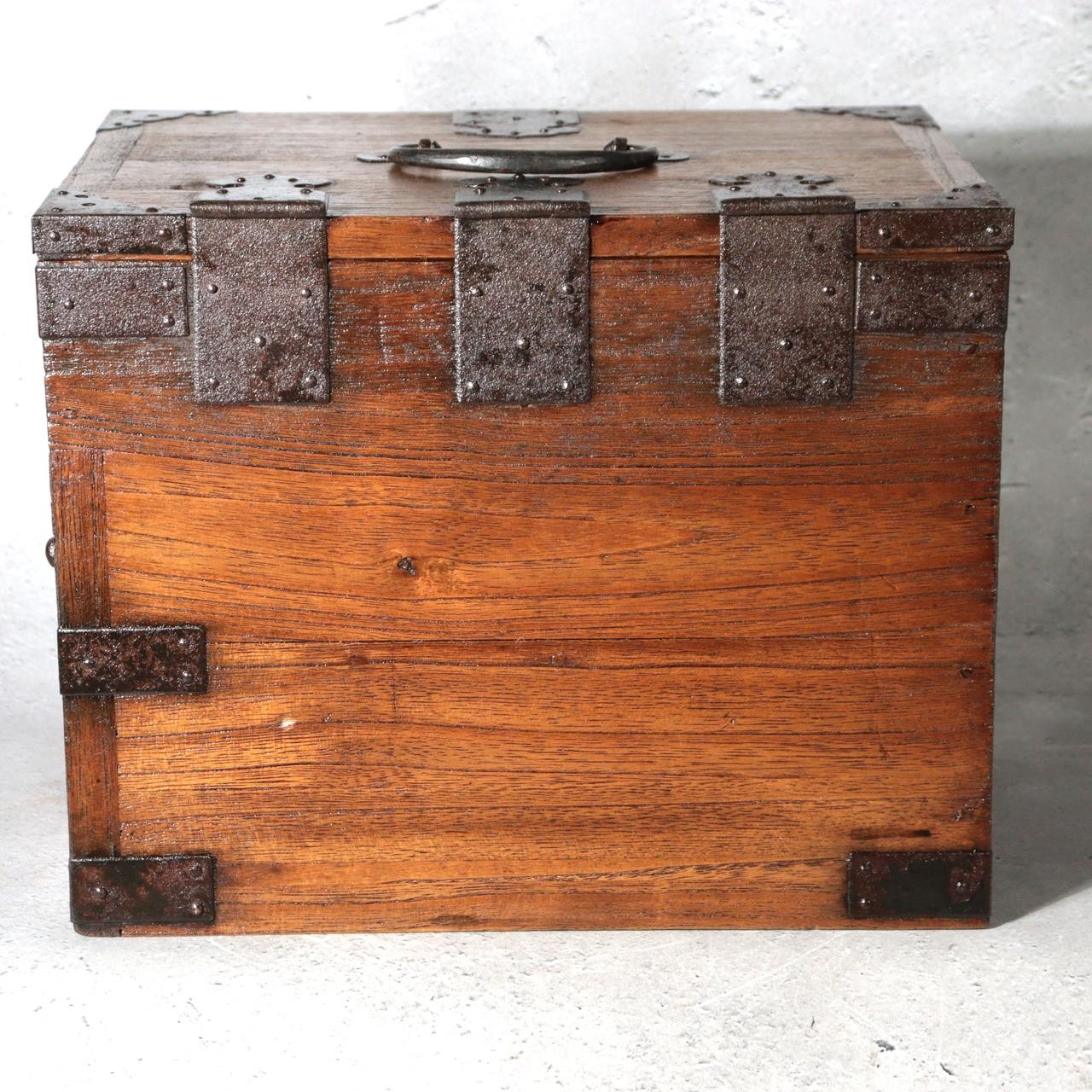 Antique Small Meiji Japanese Wooden Suzuribako Writing Box Ko dansu WO6297