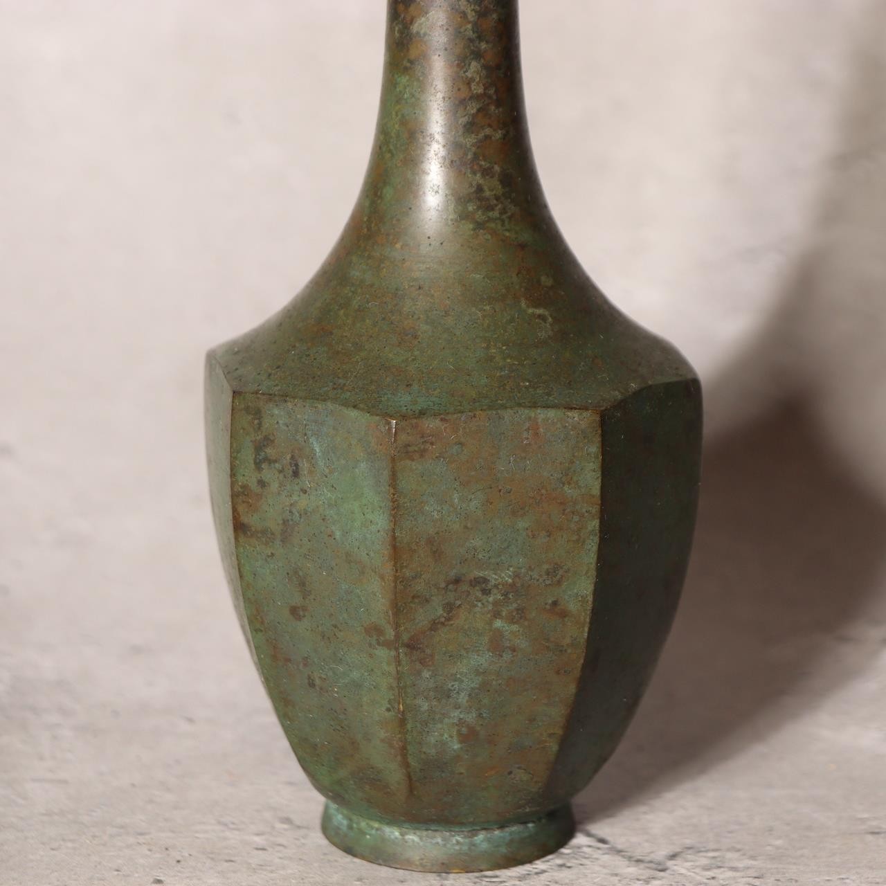 Vintage Japanese Bronze Bud Vase Faceted Hexagon Small Rare Mini Size Zen BV7203