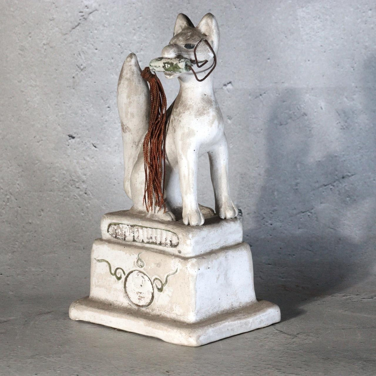 Vintage Japanese Plaster Toyokawa Inari Fox Statues Pair Torii Gate Shinto16