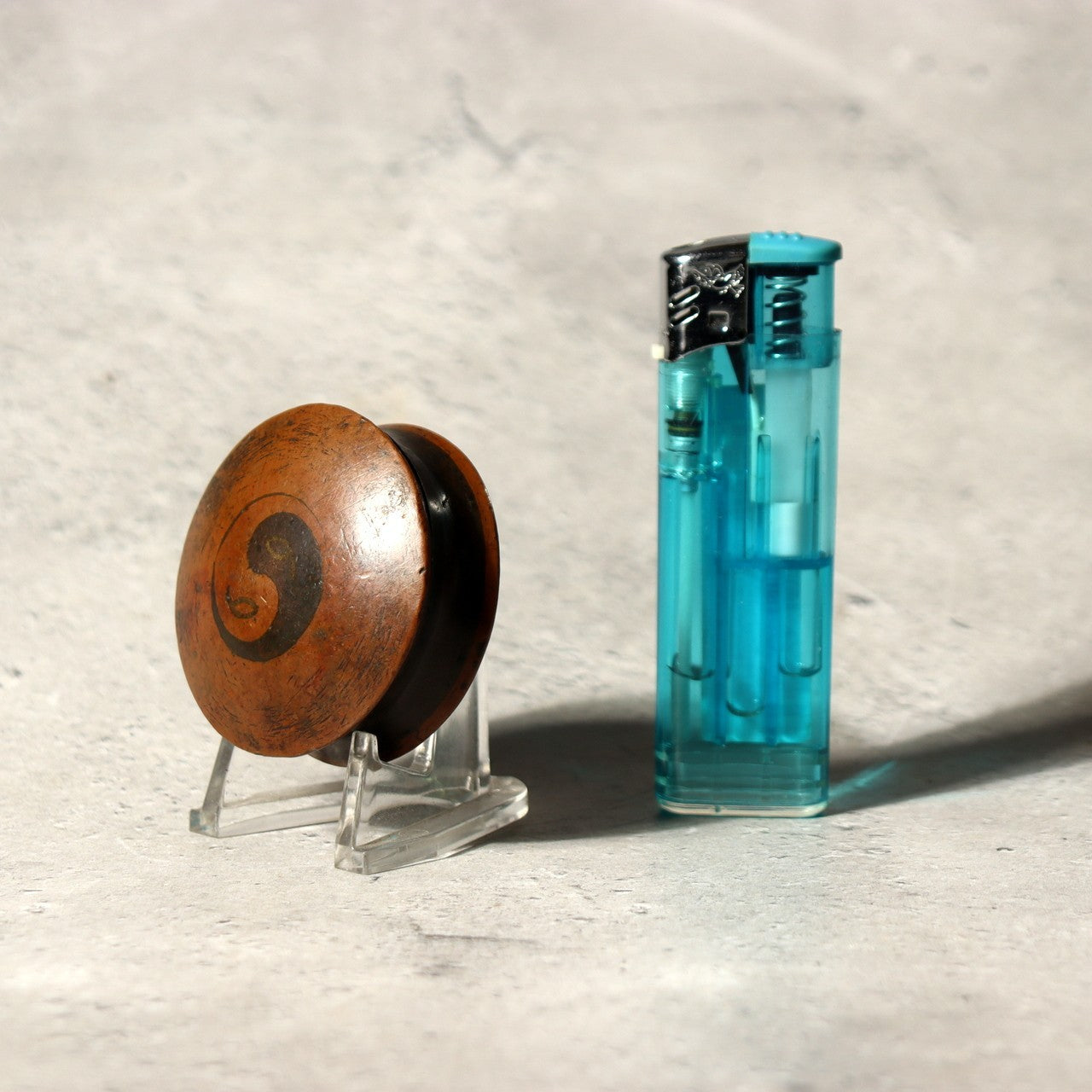 Vintage Japanese Copper Box Yin Yang Design Lidded Container Kogo Zen Decor 99g0