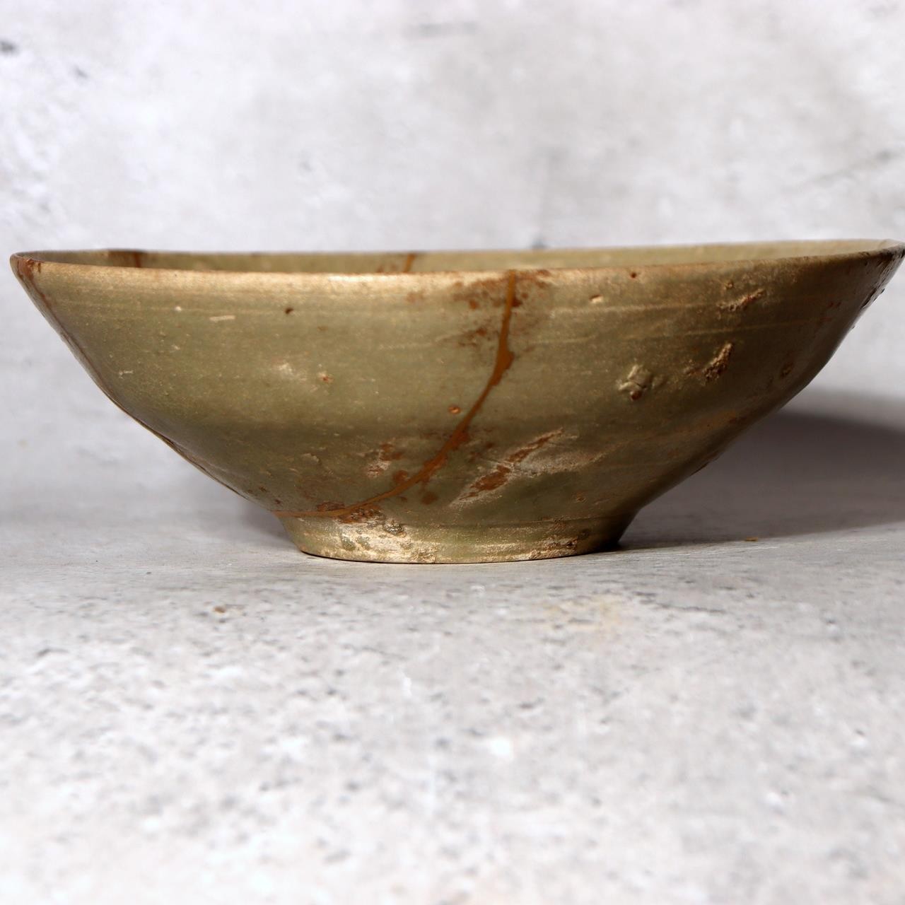 Antique Korean Celadon Bowl Goryeo Joseon Dynasty Gold Kintsugi Repair Box6