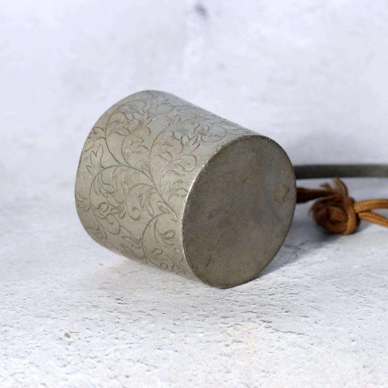 Antique Japanese Pewter Bajou-Shaku Samurai Horseback Sake Ladle Cup Engraved7