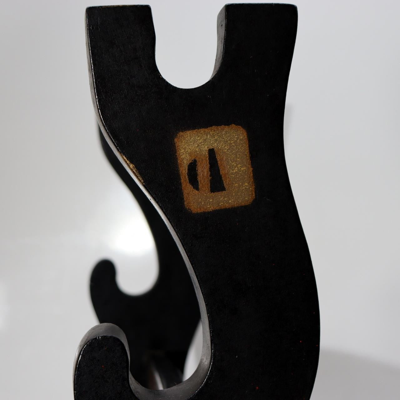 Japanese Black Lacquer Sword Stand - Maki-e Tsuba & Inaba Clan Crest SWR36110