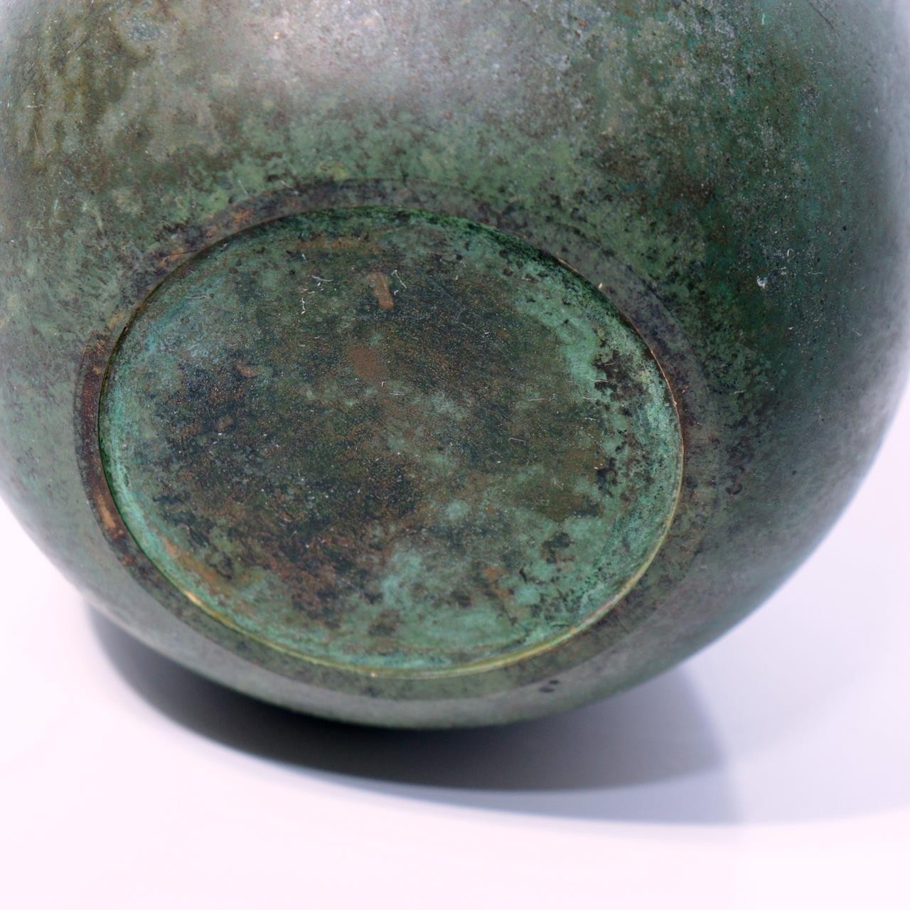 Vintage Japanese Cast Bronze Flower Vase Apple Shape Patina Ikebana BV7656