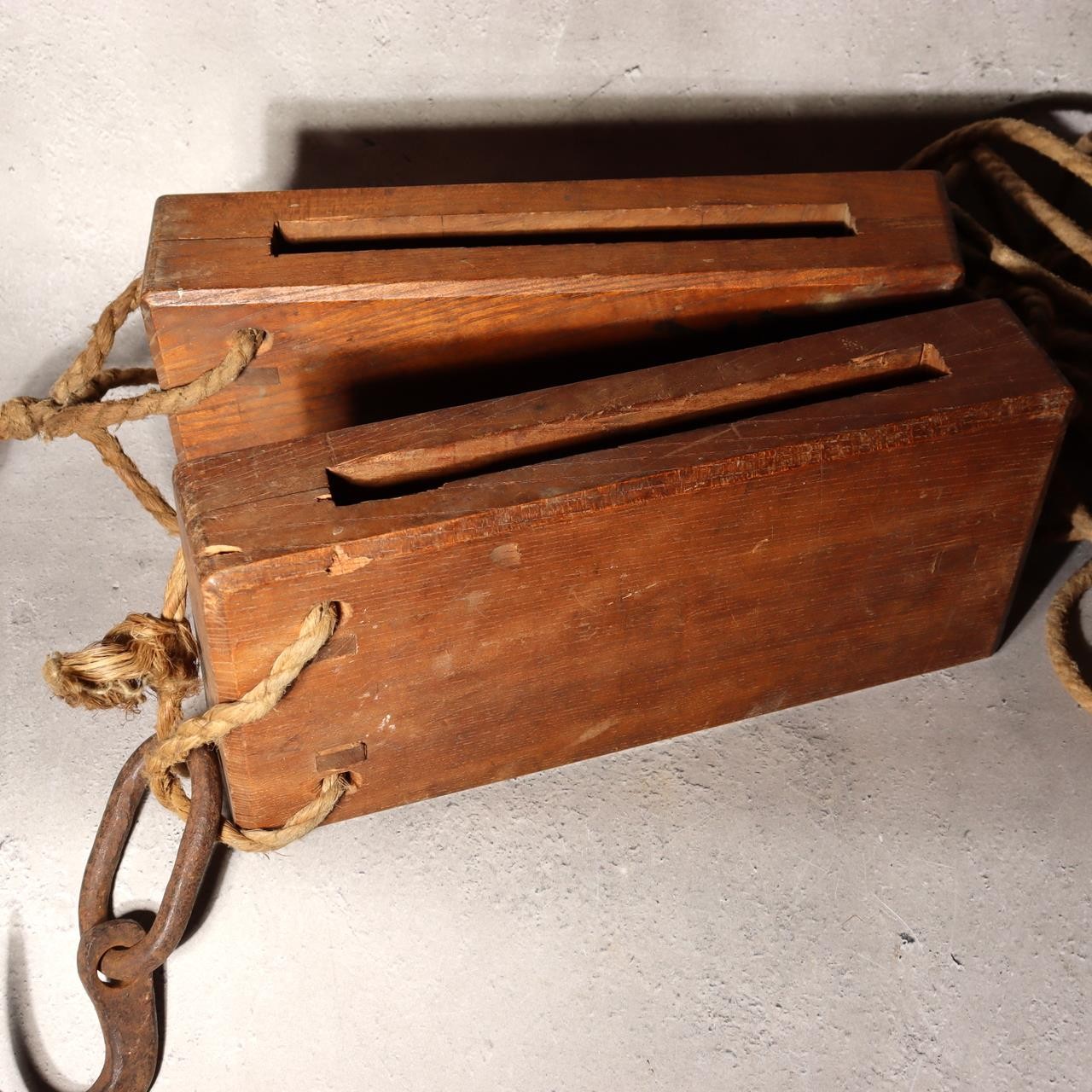 Antique Japanese Wooden Pulley Block Tackle Rope Iron Hook Rustic WO5389