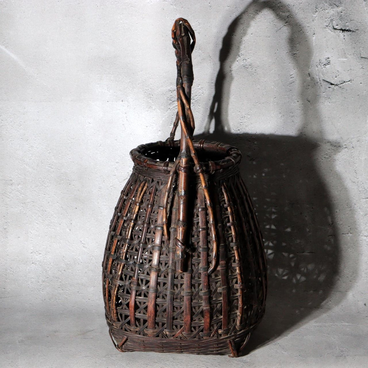 Vintage Japanese Bamboo Woven Flower Basket Ikebana Hanakago Handled3
