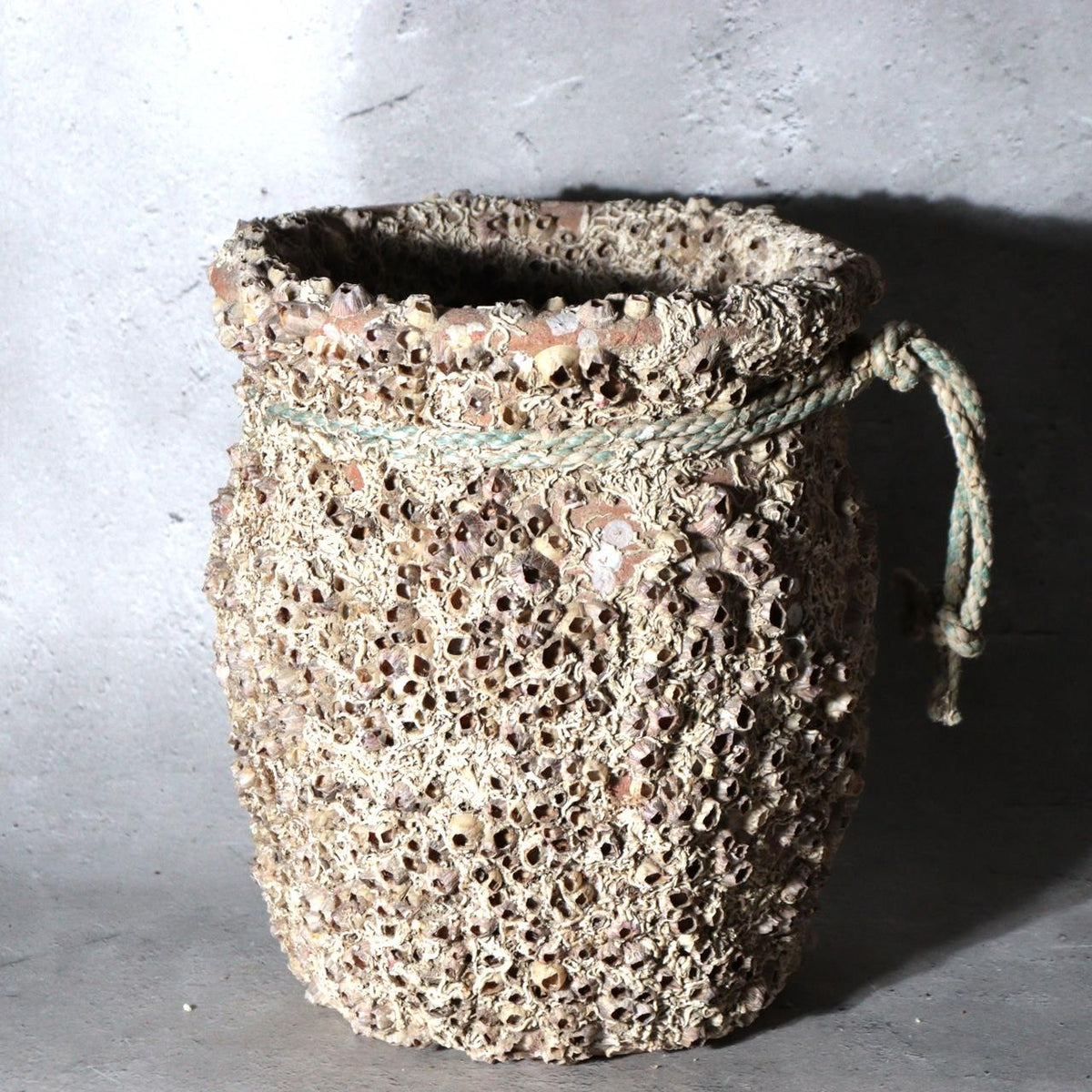Vintage Japanese Pottery Octopus Trap Takotsubo Barnacles Rope Vase0