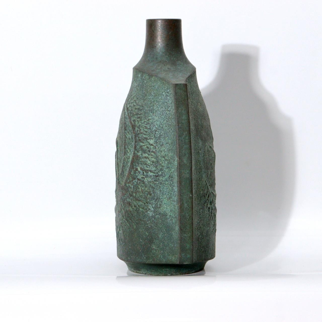 Japanese Takaoka Bronze Vase Mitsuru Obaka Relief Tomobako BV7673