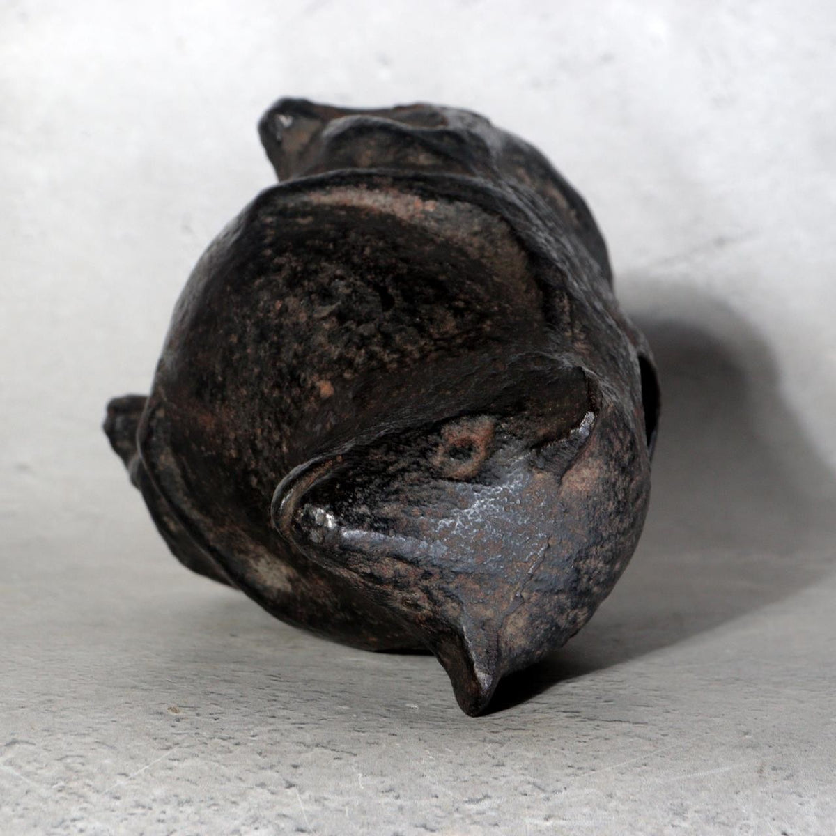 Vintage Japanese Cast Iron Tanuki Raccoon Dog Figurine Incense Burner BOSa7412