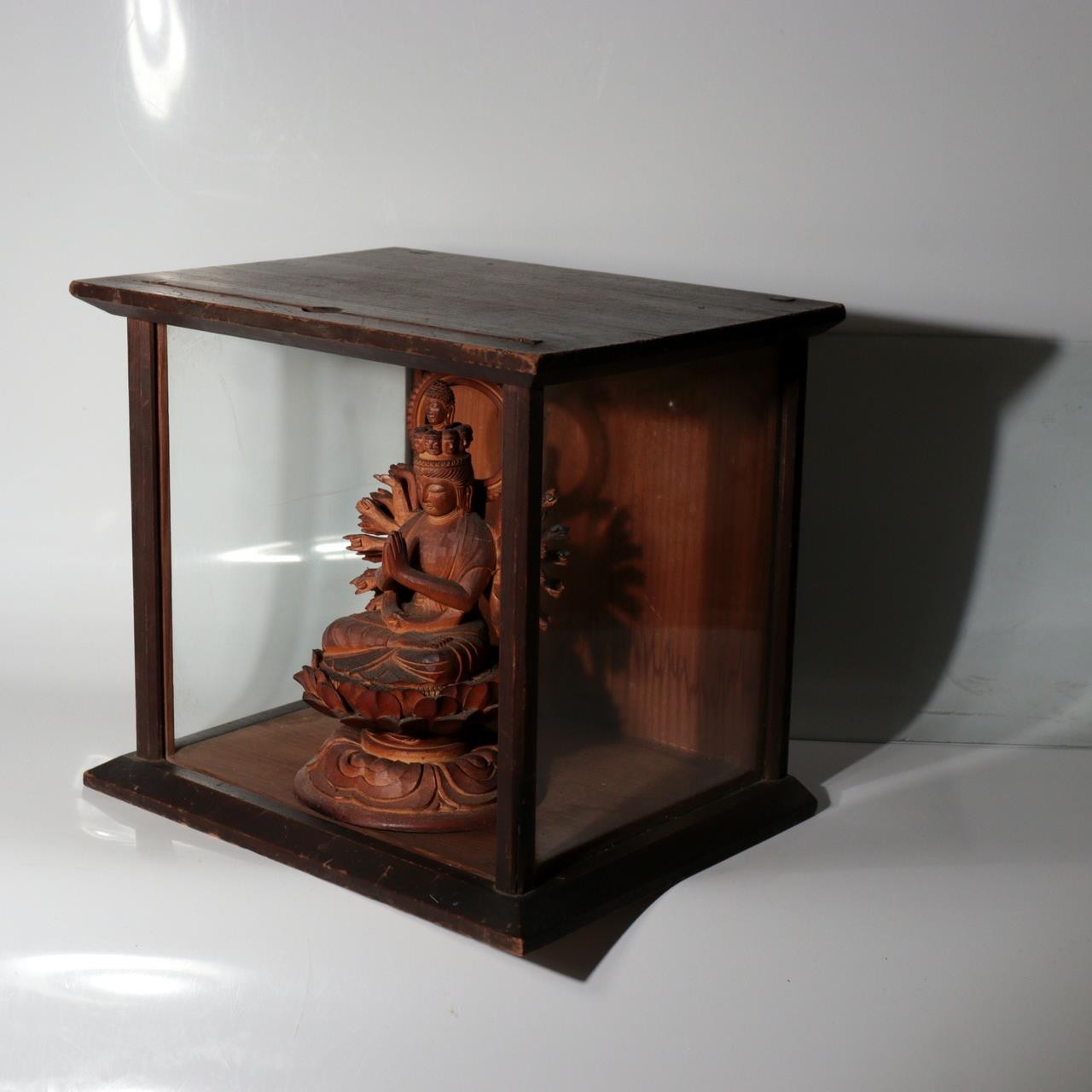 Vintage Japanese Wooden Carved Juichimen Senju Kannon Buddha Statue Glass Case2