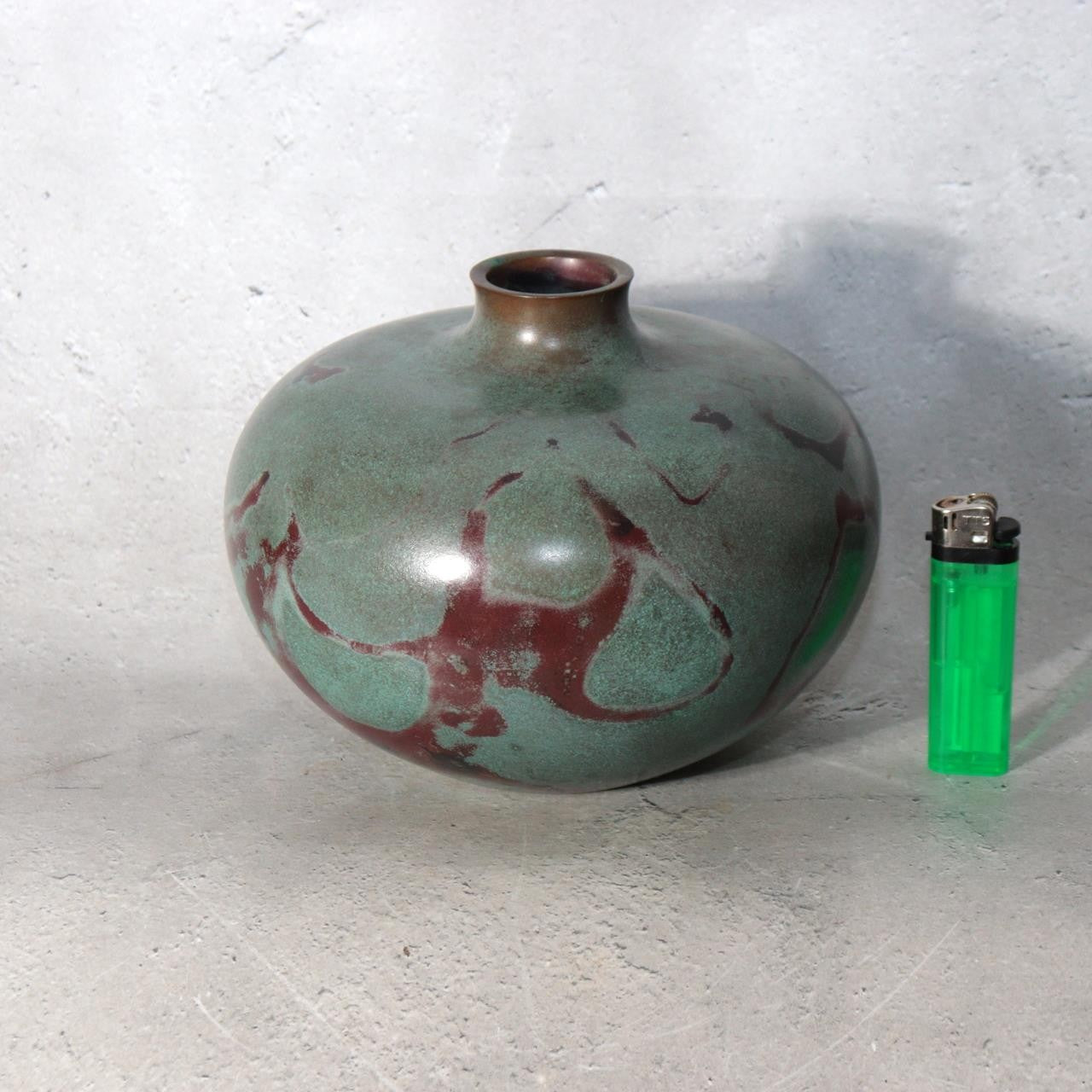 Japanese Takaoka Bronze Flat Round Vase Kankei Hanya Mottled Patina Tomobako10
