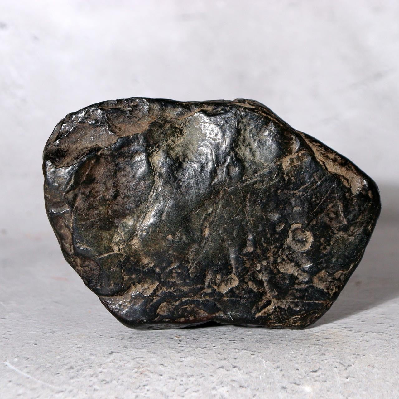 Japanese Suiseki Viewing Stone Black Mountain Peak Yamagata-ishi White Veins3