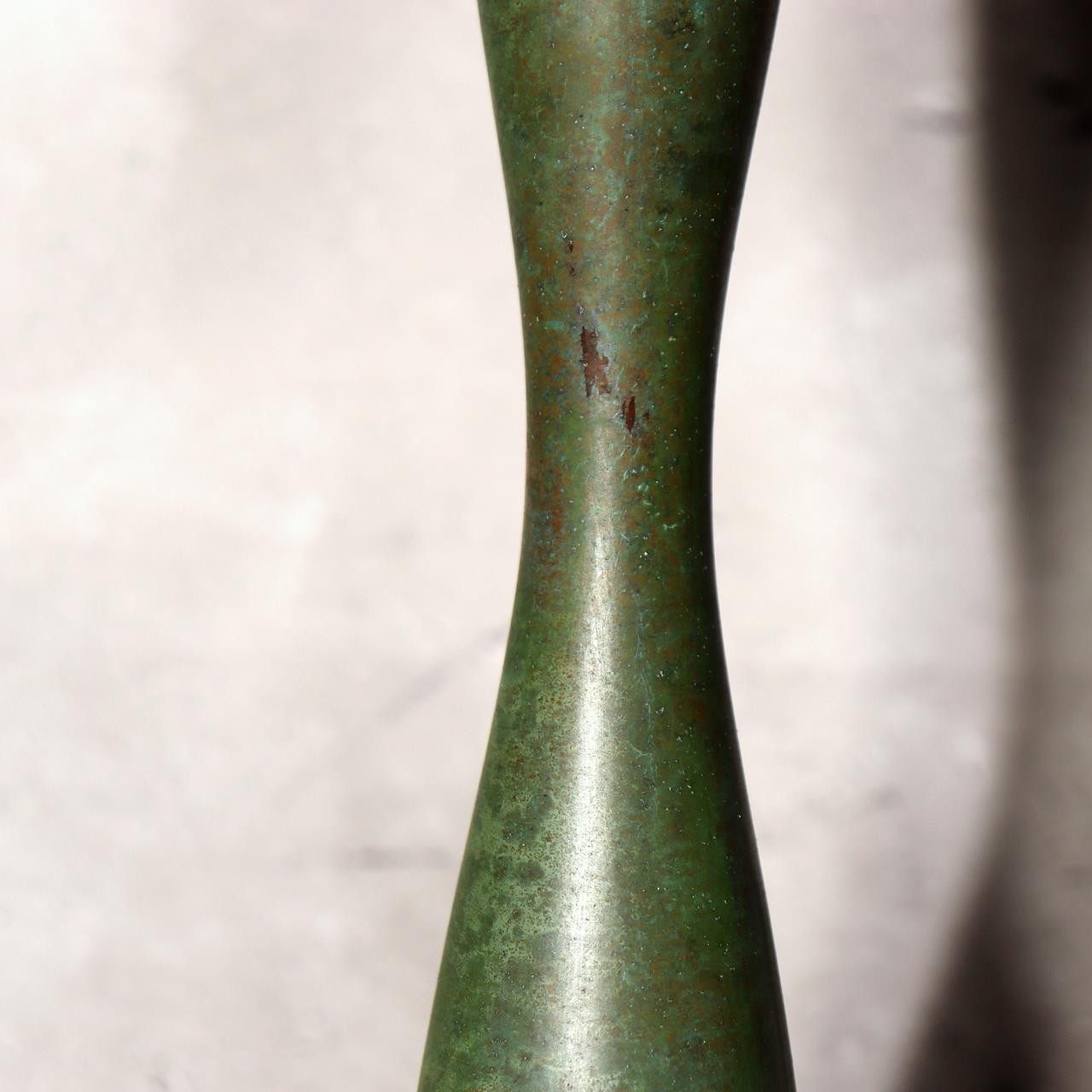 Fujii Soki Japanese Bronze Flower Vase Green Patina Pestle Shape Tomobako BV71910