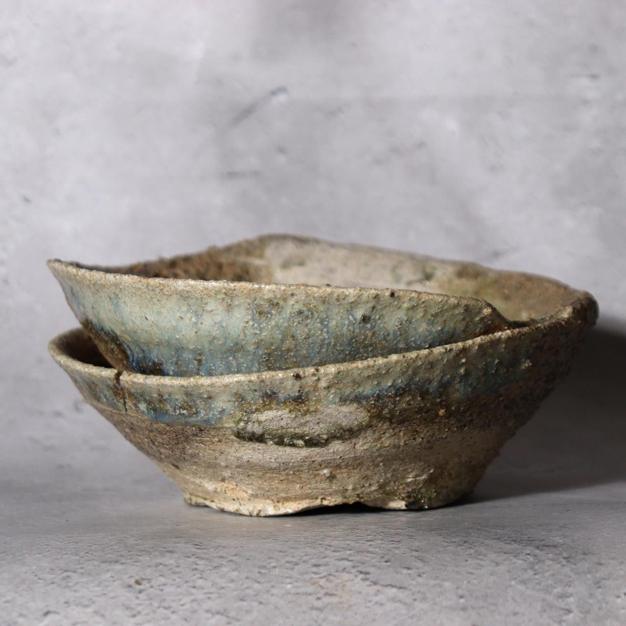 Japanese Antique Tokoname Stoneware Fused Yamajawan Pair Iconic Natural Ash Drip1