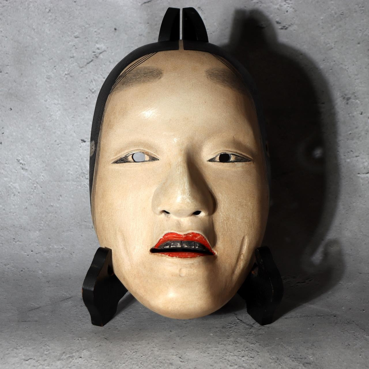 Masterfully Carved Japanese Noh Mask "Shakumi" by Kojitsu - Middle-Aged Woman2