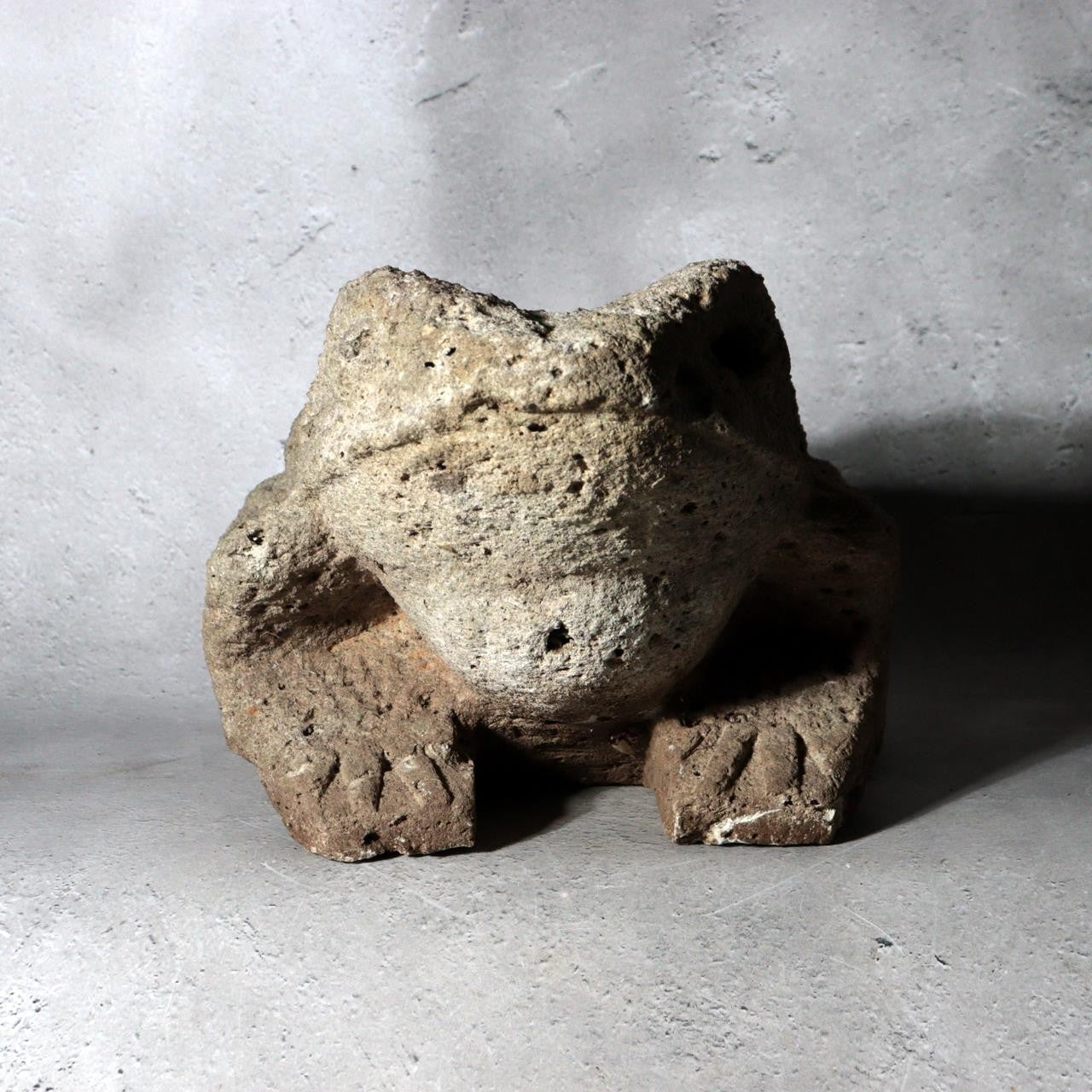 Japanese Carved Porous Stone Frog Sculpture Garden Ornament BT25612