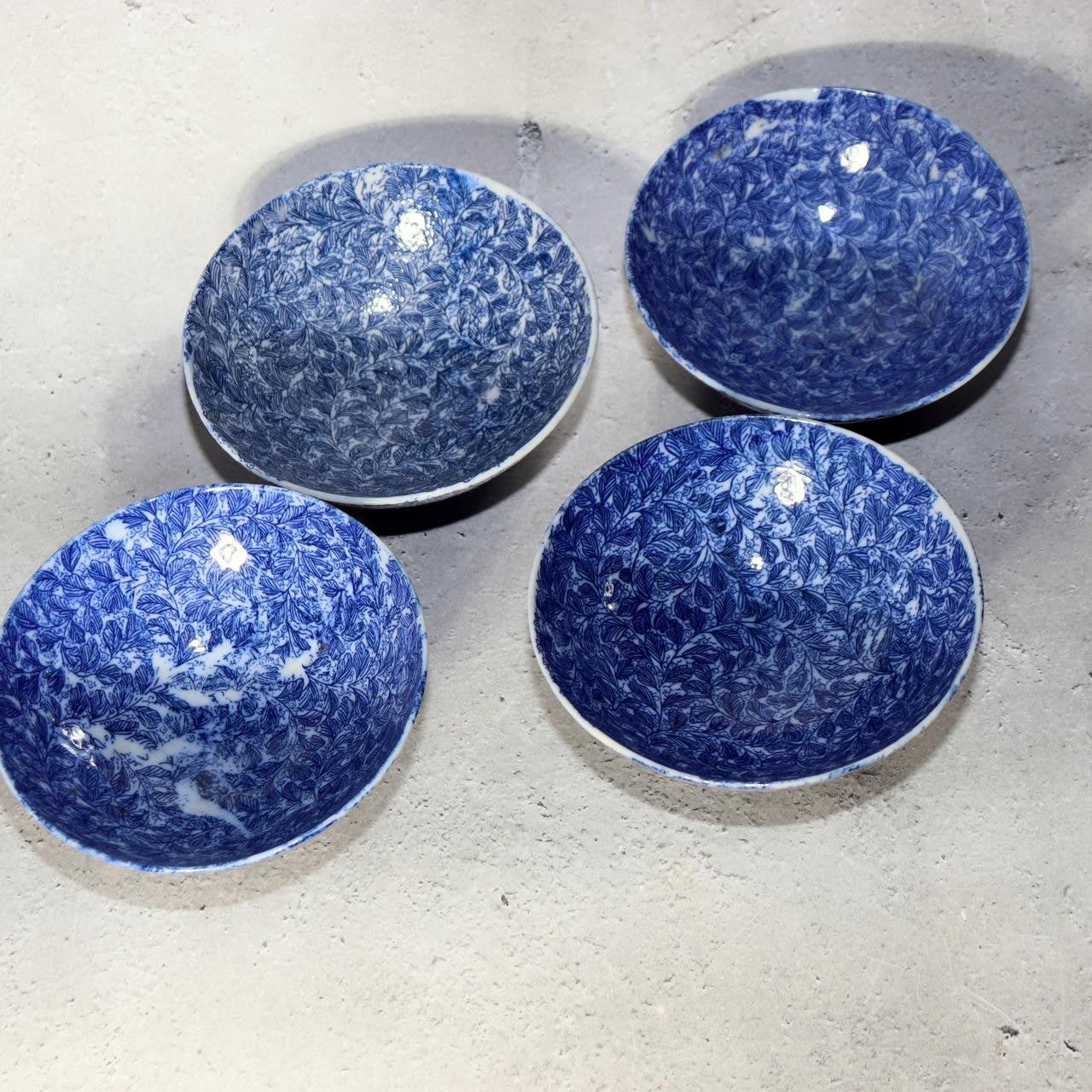 Antique Japanese Imari Rice Bowls Set 4 Inban Transferware Blue Fern Meiji IP1291