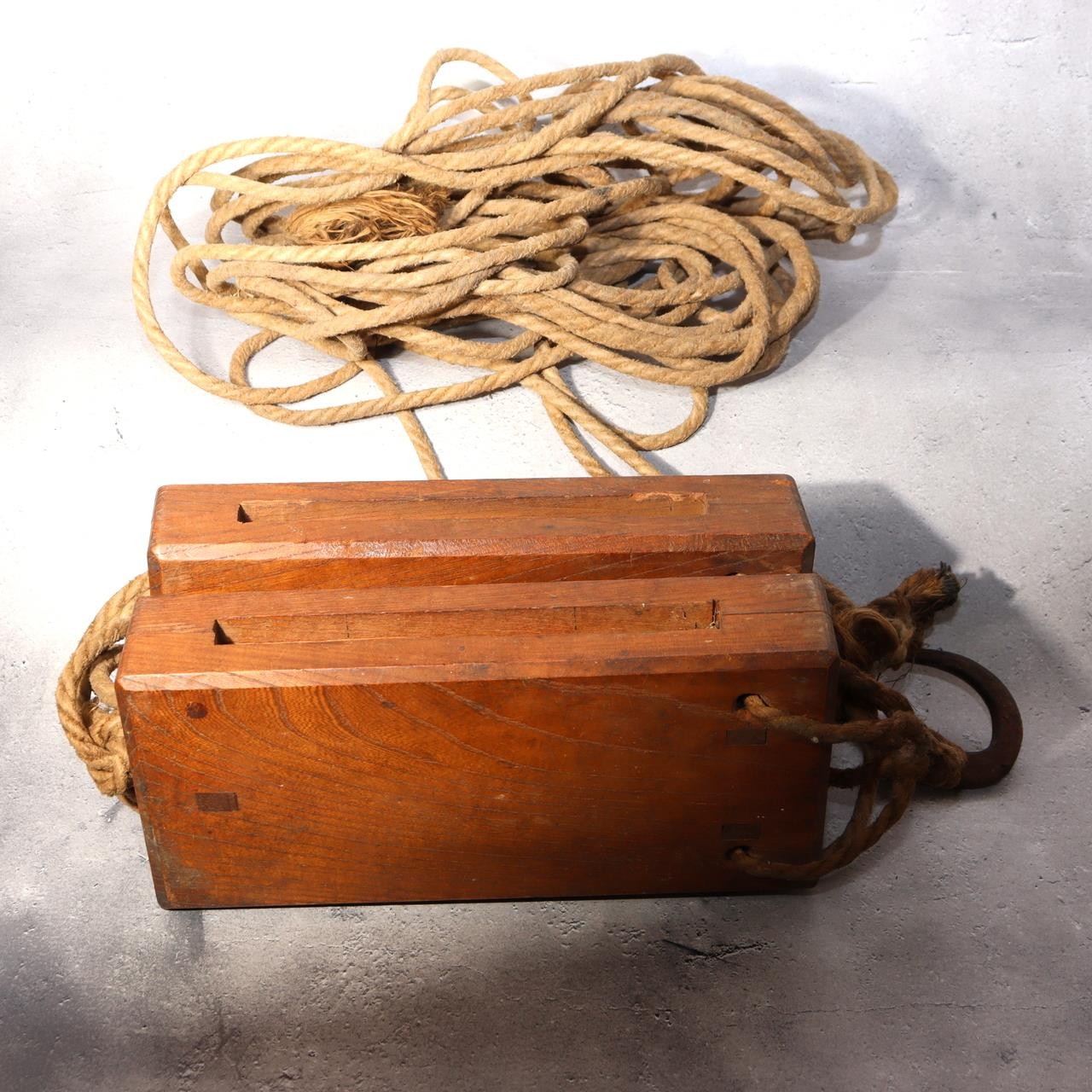 Antique Japanese Wooden Pulley Block Tackle Rope Iron Hook Rustic WO53813