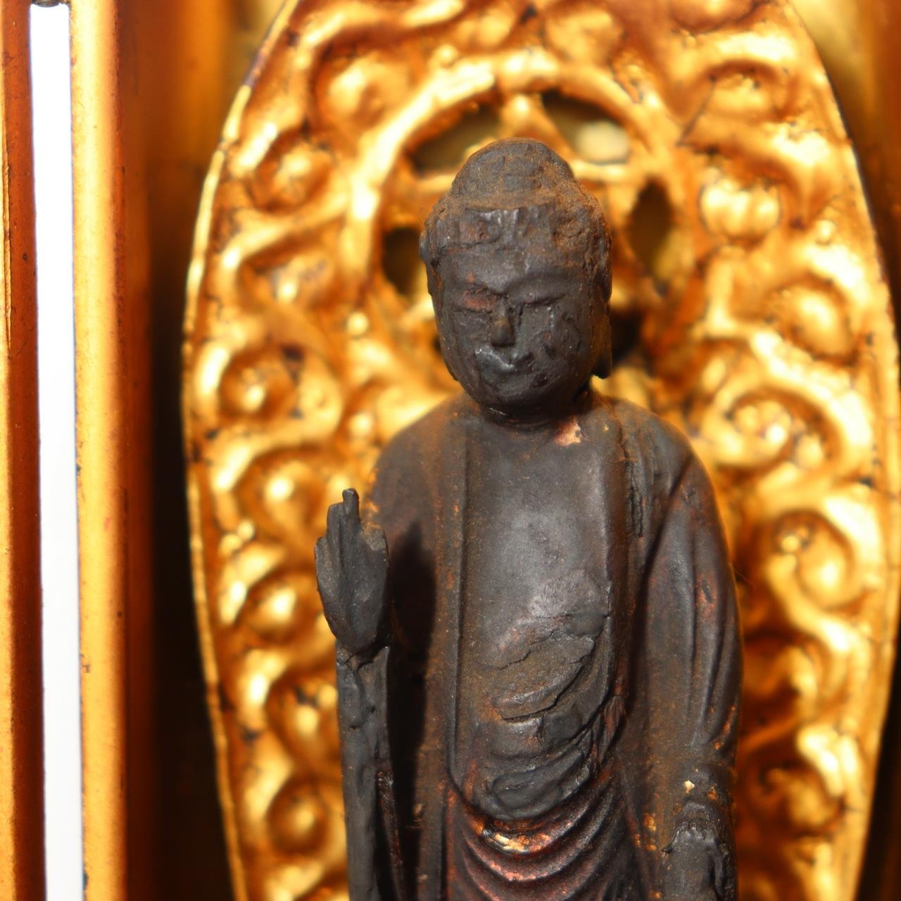 Antique Japanese Wood-Carved Standing Amida Nyorai Buddha Statue with Portable12