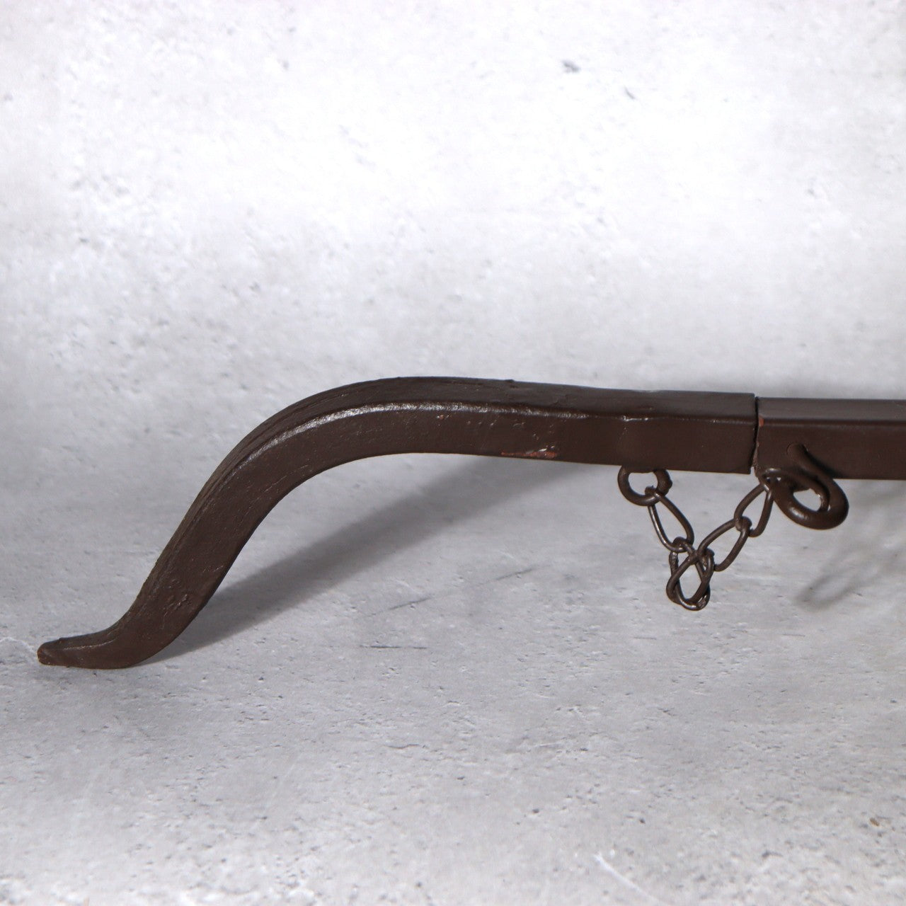 Japanese-Style Lantern Object with Shikomi-Inspired Removable Iron Handle18