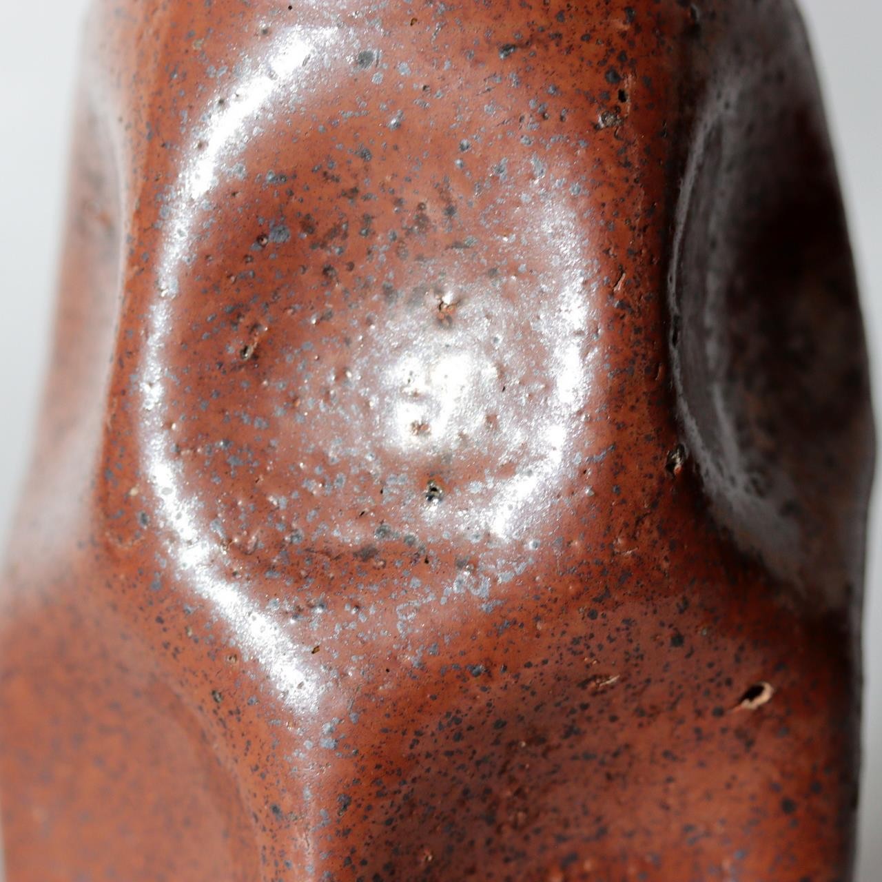 Late Edo Japanese Tamba Ware Kurikawa-Glazed Faceted Tokkuri Sake Bottle with Bo13