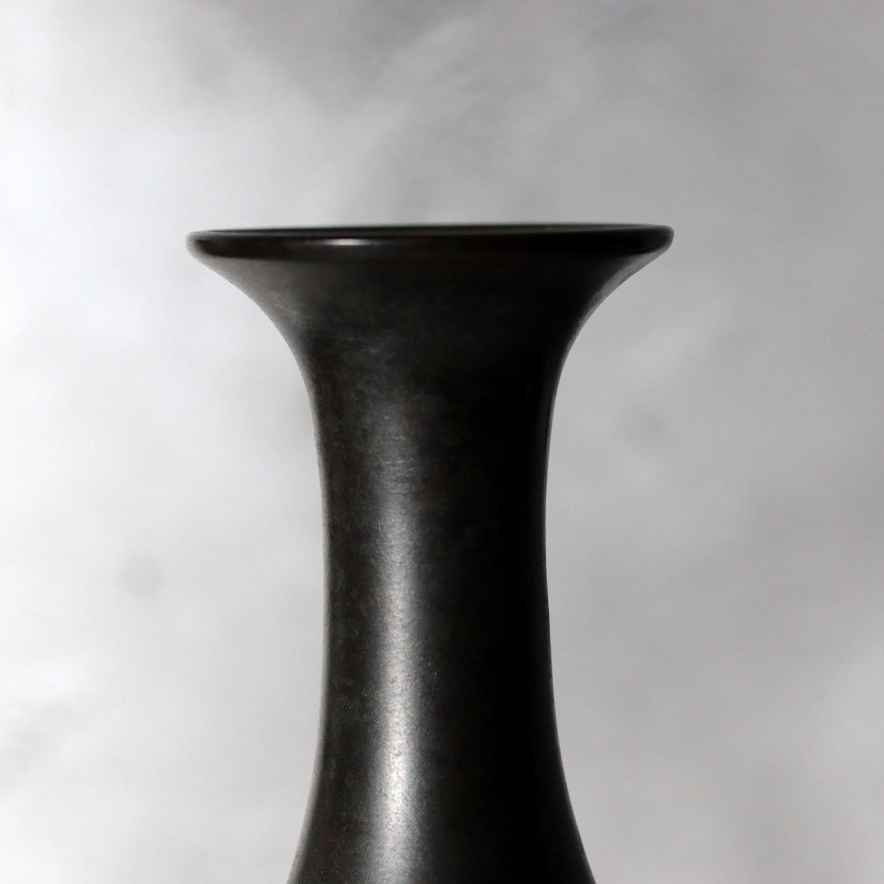 Japanese Cast Bronze Karakane Vase Shoei Kanamori Tomobako BV76912