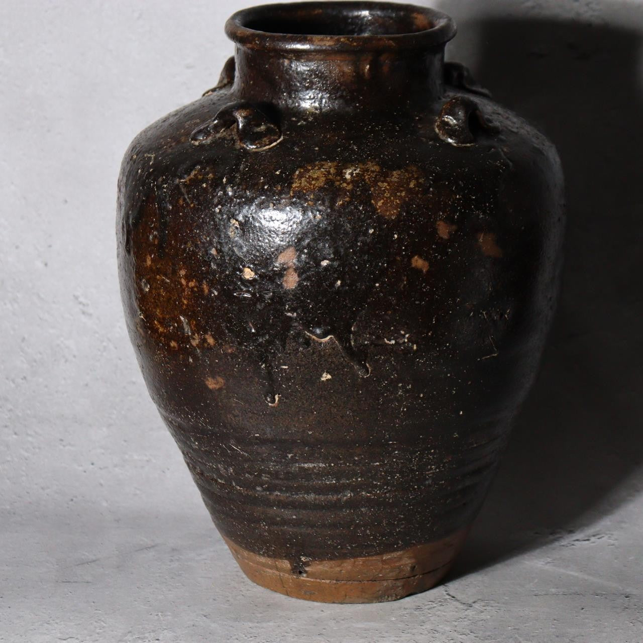 Antique Japanese Shiga Folk Kiln Pottery Iron Glaze Shiji-ko Four-Lug Jar PV31120