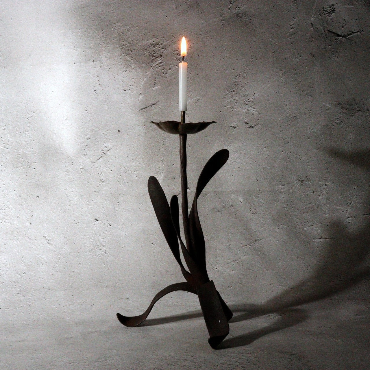 Japanese Antique Candle Stand Teshoku Iron Copper Narcissus Flower Rustic BV7170