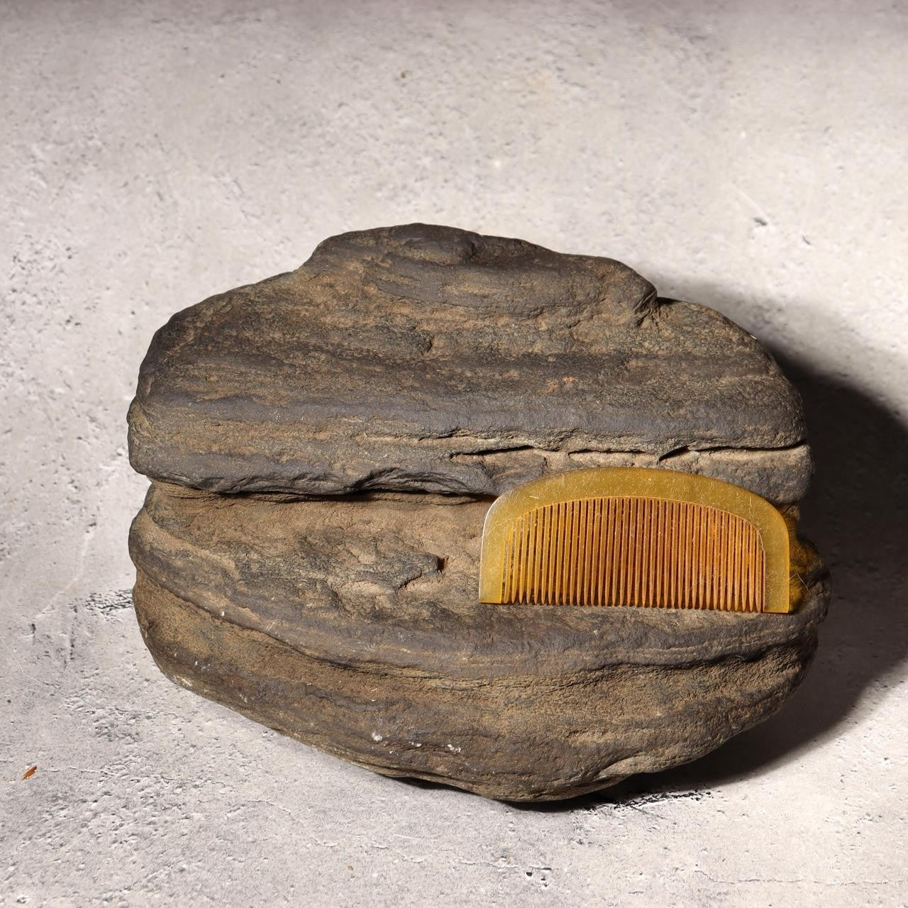 Japanese Suiseki Viewing Stone Natural Cliff Rock Plateau Landscape Heavy 4.5kg3
