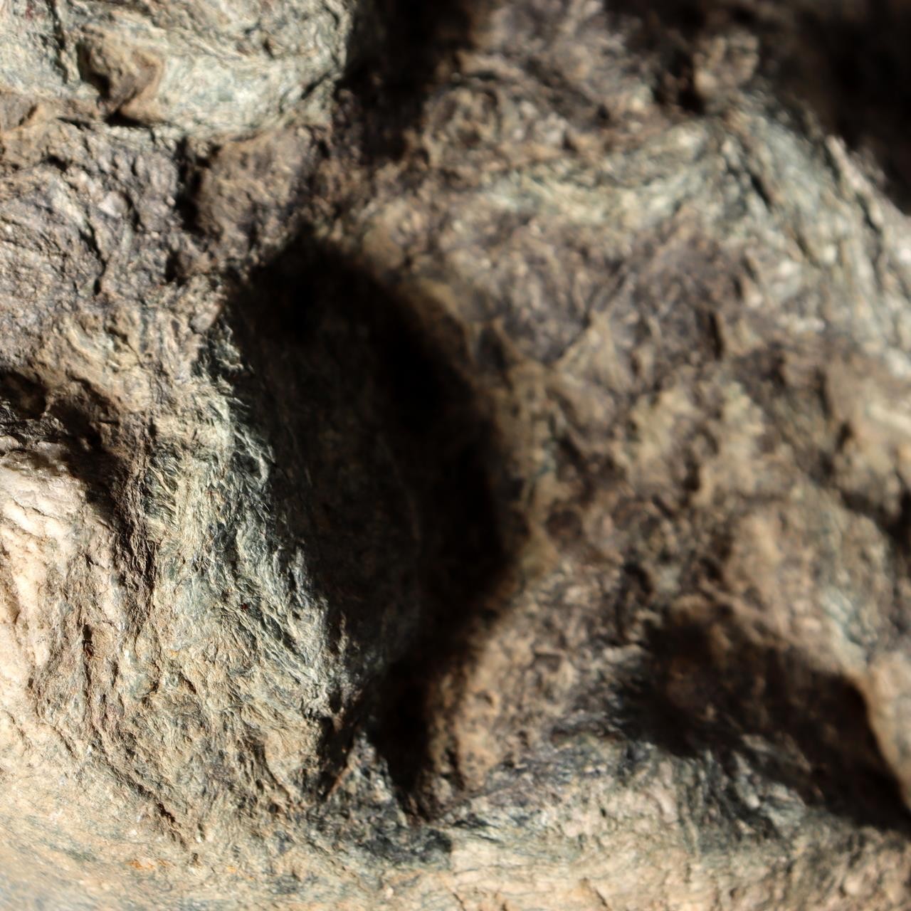 Japanese Suiseki Viewing Stone Green Sanba Chlorite Mountain Landscape 4.2kg8