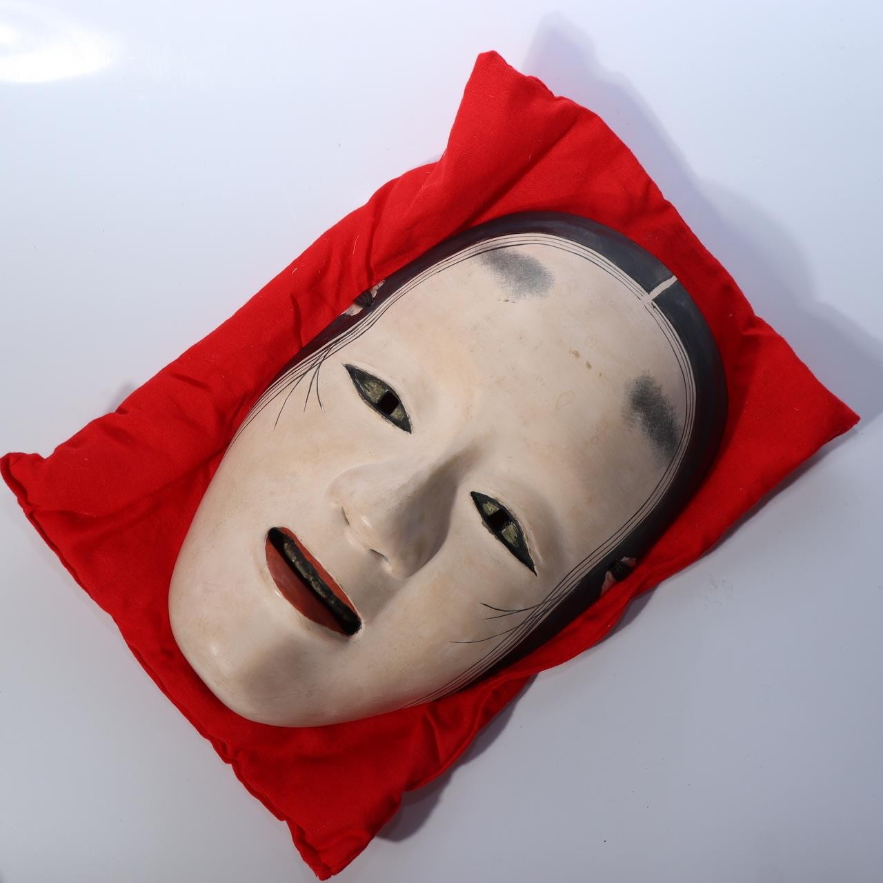 Japanese Carved Wooden Noh Mask Deigan Gold Eyes Signed with Mark Tomobako2