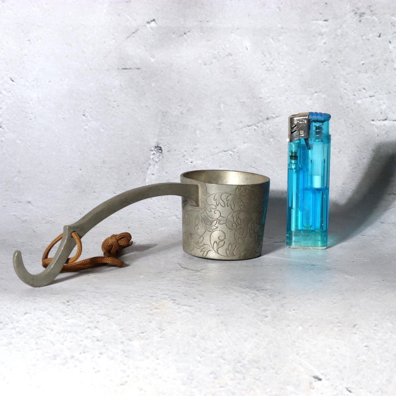 Antique Japanese Pewter Bajou-Shaku Samurai Horseback Sake Ladle Cup Engraved5