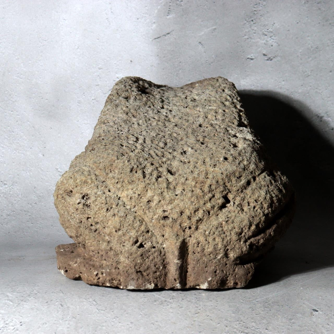 Japanese Carved Porous Stone Frog Sculpture Garden Ornament BT2569
