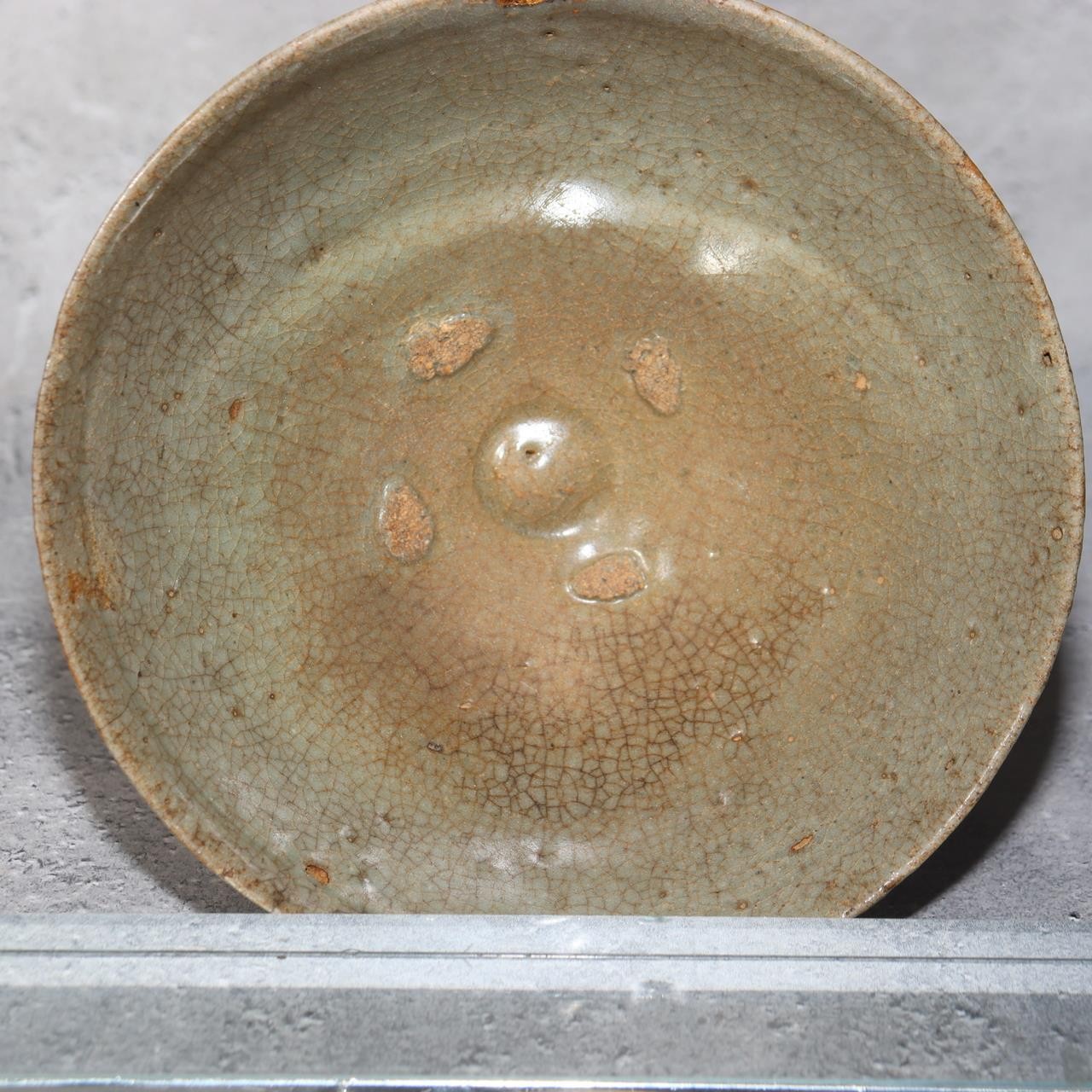 Antique Korean Celadon Tea Bowl Early Joseon Dynasty Sunakodai Kintsugi Box4