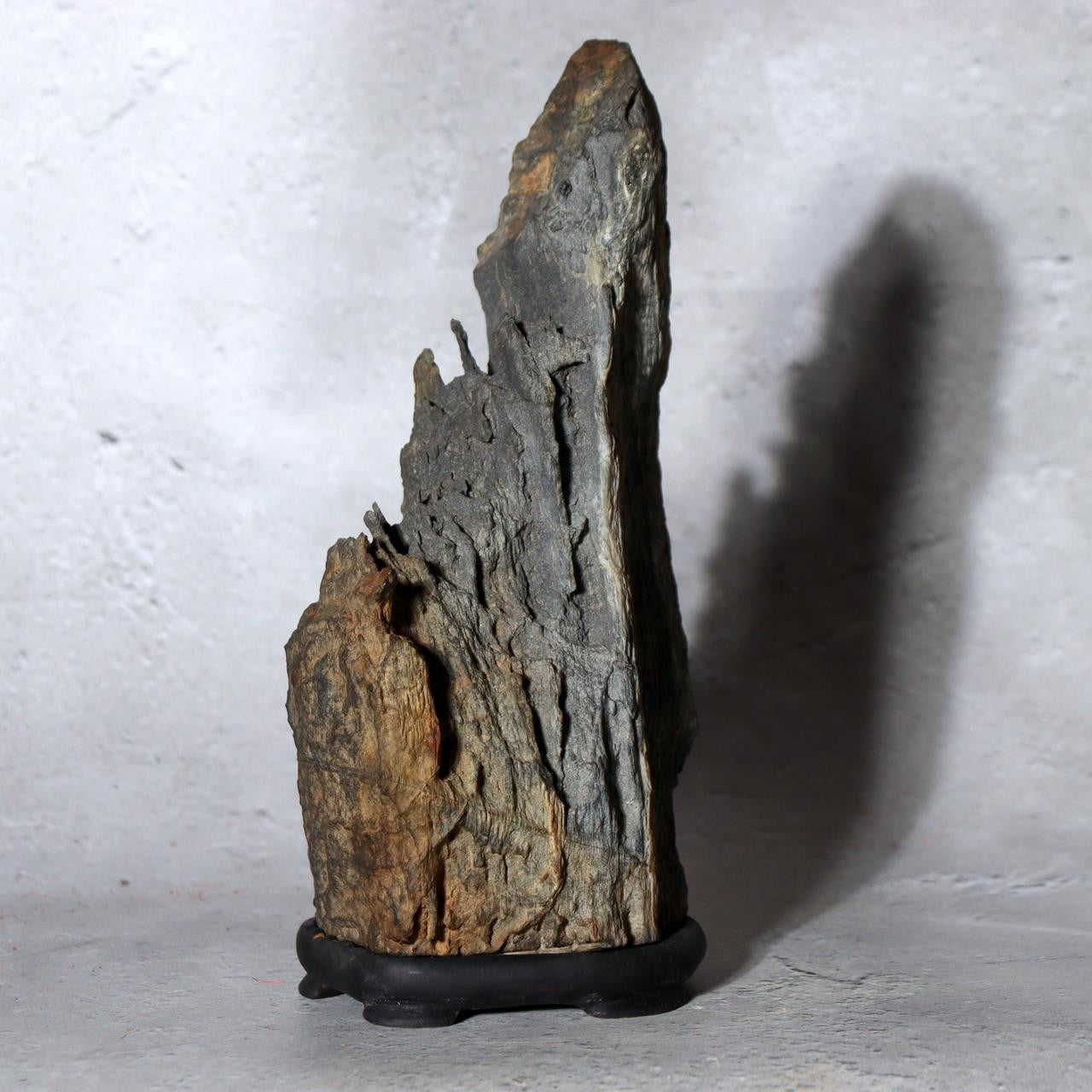 Japanese Suiseki Viewing Stone Senbutsu-ishi Natural Mountain Formation Zen0