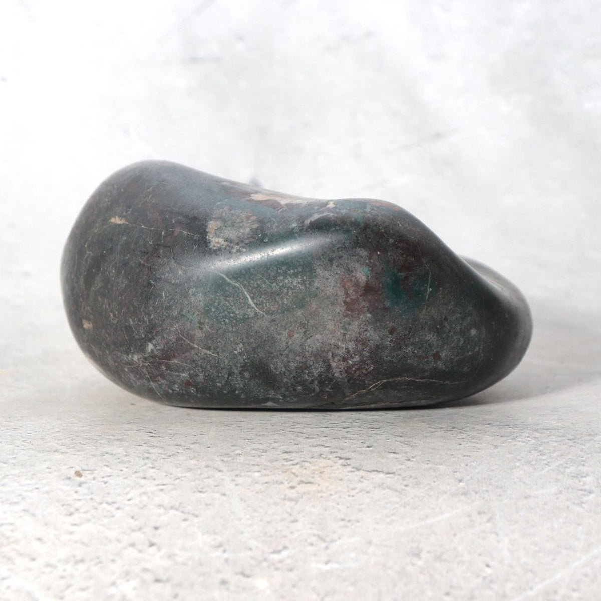 Japanese Suiseki Gifu Kujaku Kikkaseki Chrysanthemum Stone Wooden Base SS24013