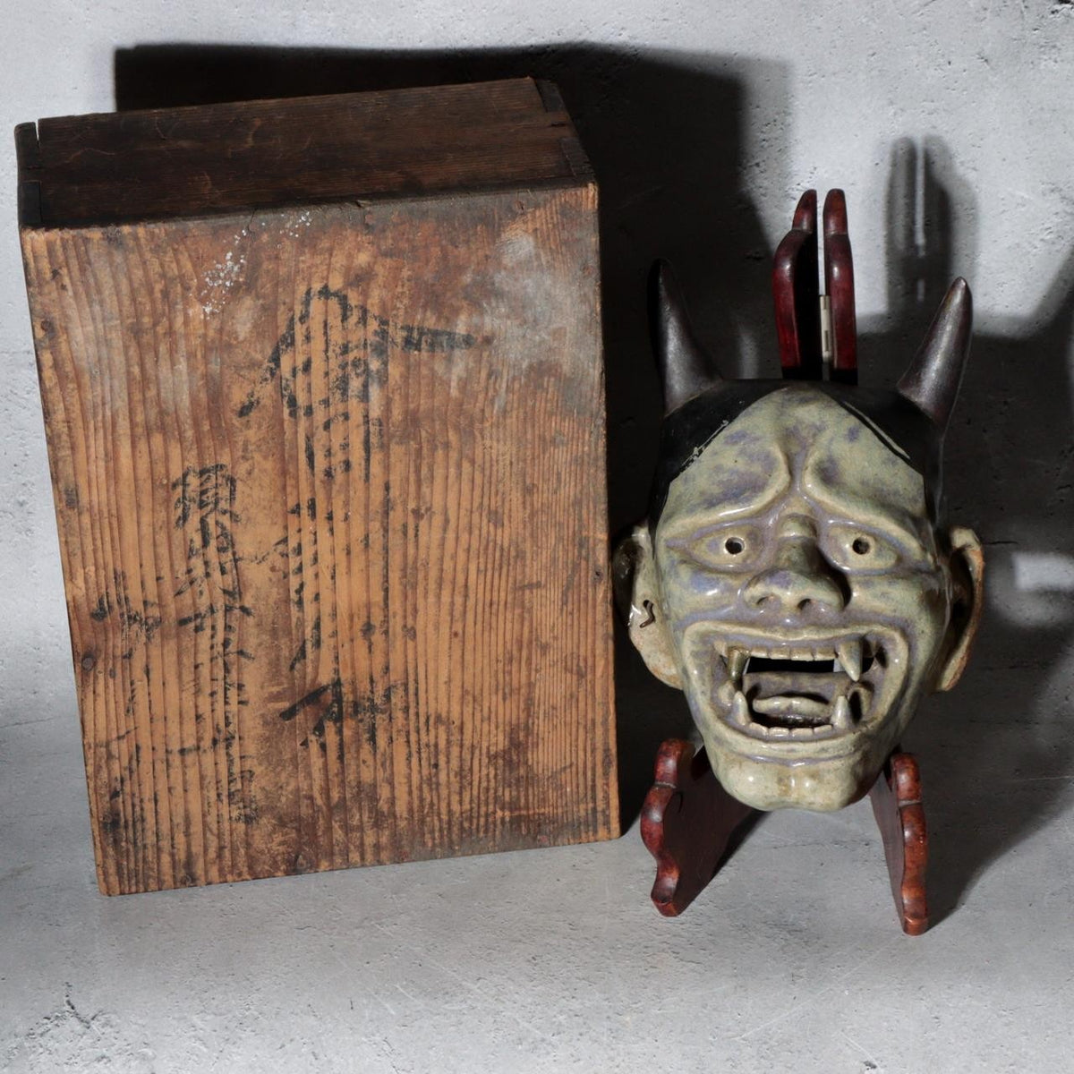 Antique Meiji Showa Mino Ware Ceramic Hannya Mask Shrine Dedication Box0