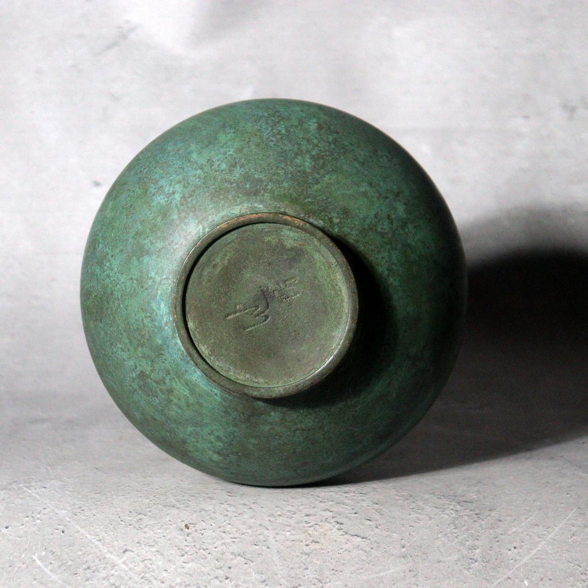 Vintage Japanese Takaoka Cast Bronze Vase Crane Neck by Zuiho Green Patina6