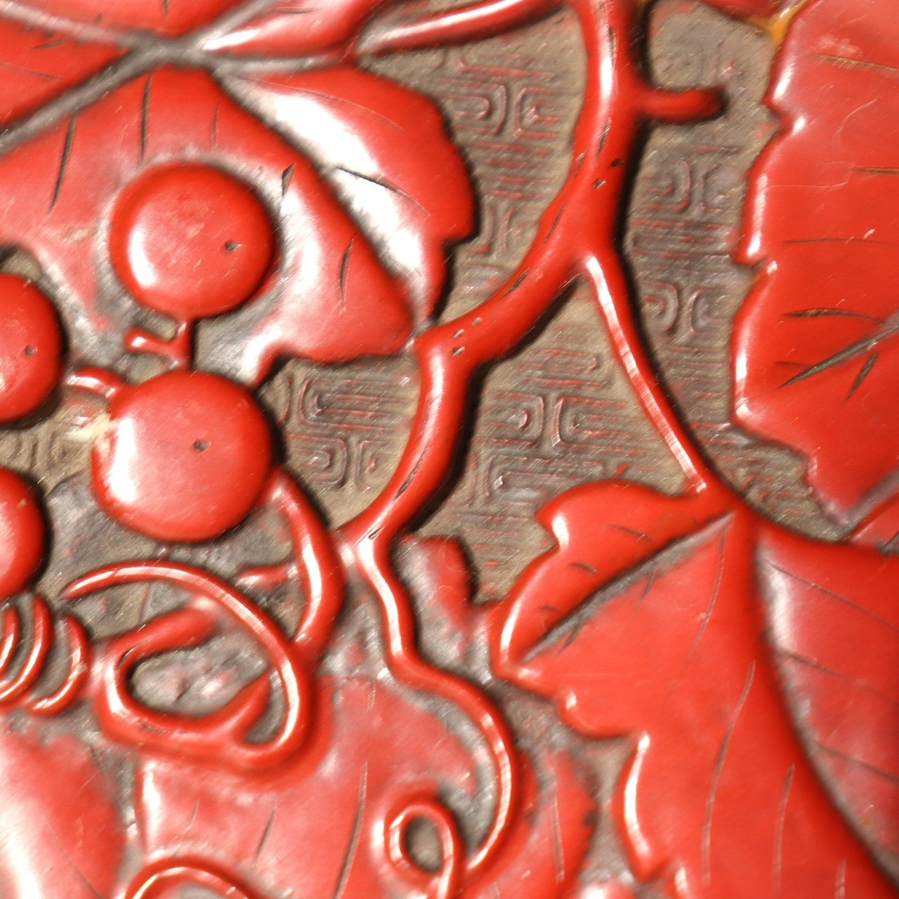 Japanese Vintage Carved Wood Lacquer Tray Tsuishu Red Grapes Design Small WO5128