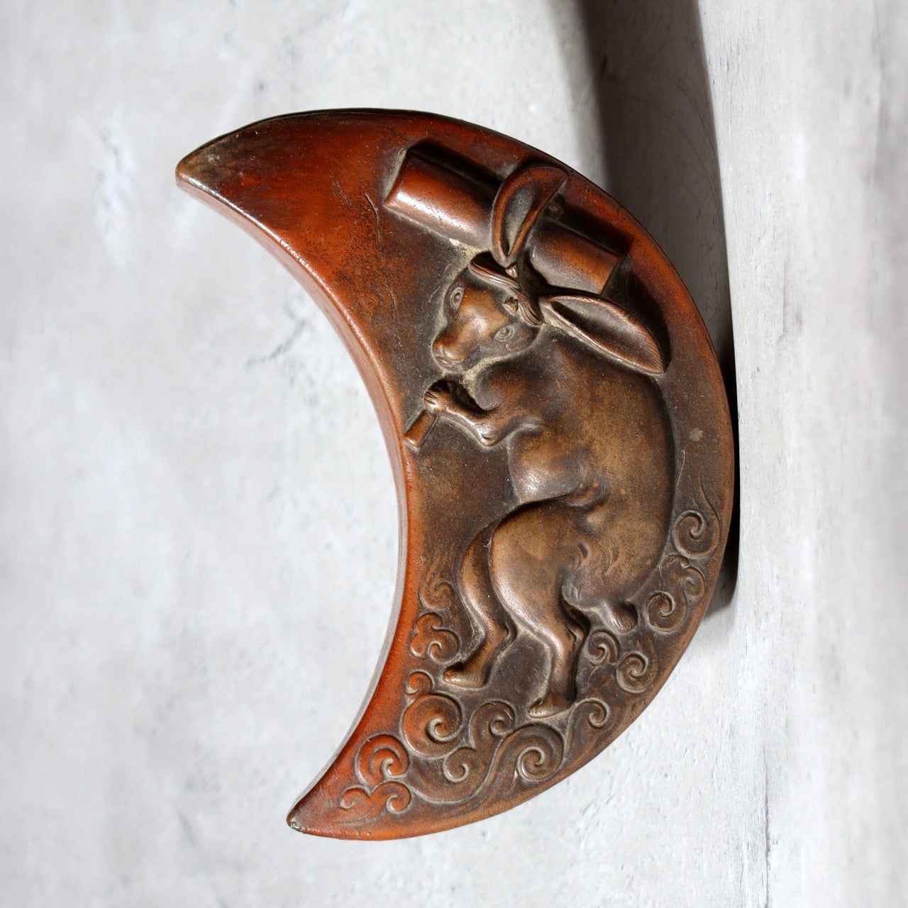 Antique Japanese Bizen Ware Hanging Vase Moon Rabbit Mochi Rare Design Pottery1